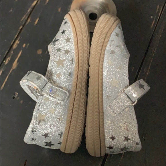 NWOB Cat & Jack Annabelle Silver Glitter Star - Picture 11 of 11